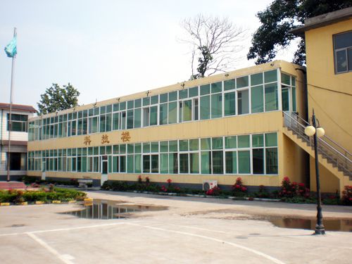 廠容廠貌